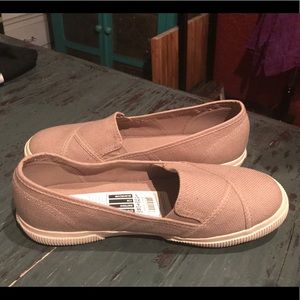 NWT Superga Sneaker Flats